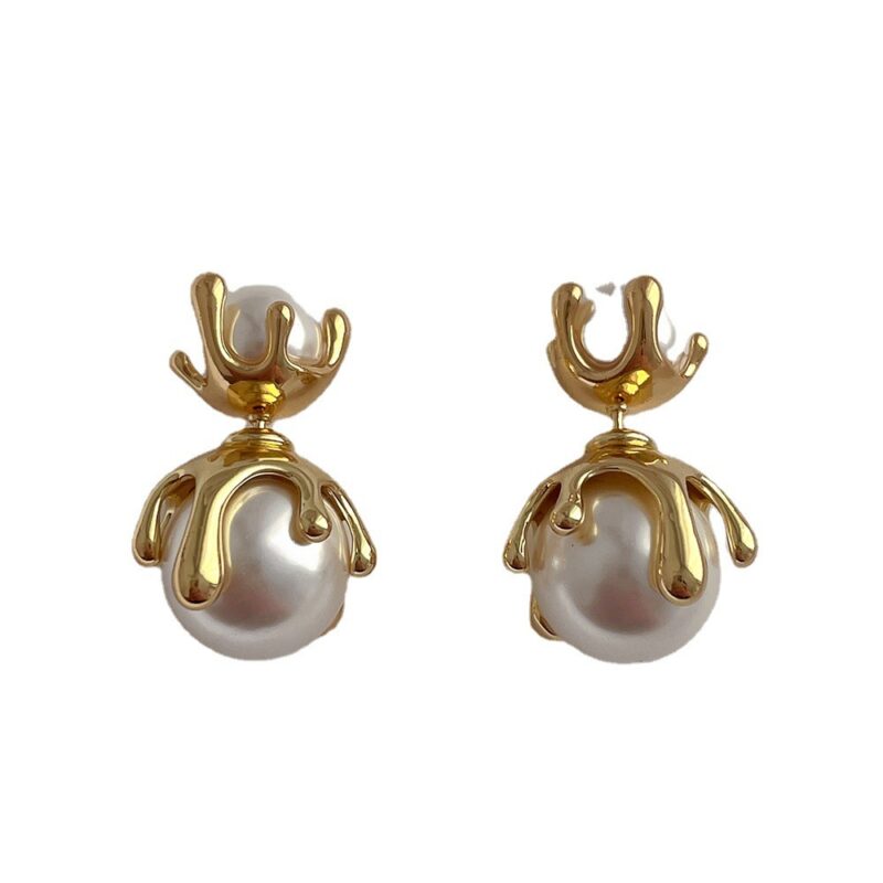 Design Sense Front And Back Wear Shell Pearls Metal Stud Earrings Female Sterling Silver Needle - Image 3